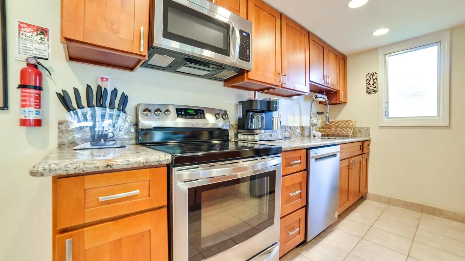 Lahaina Condo Near Kaanapali Beach And Black Rock